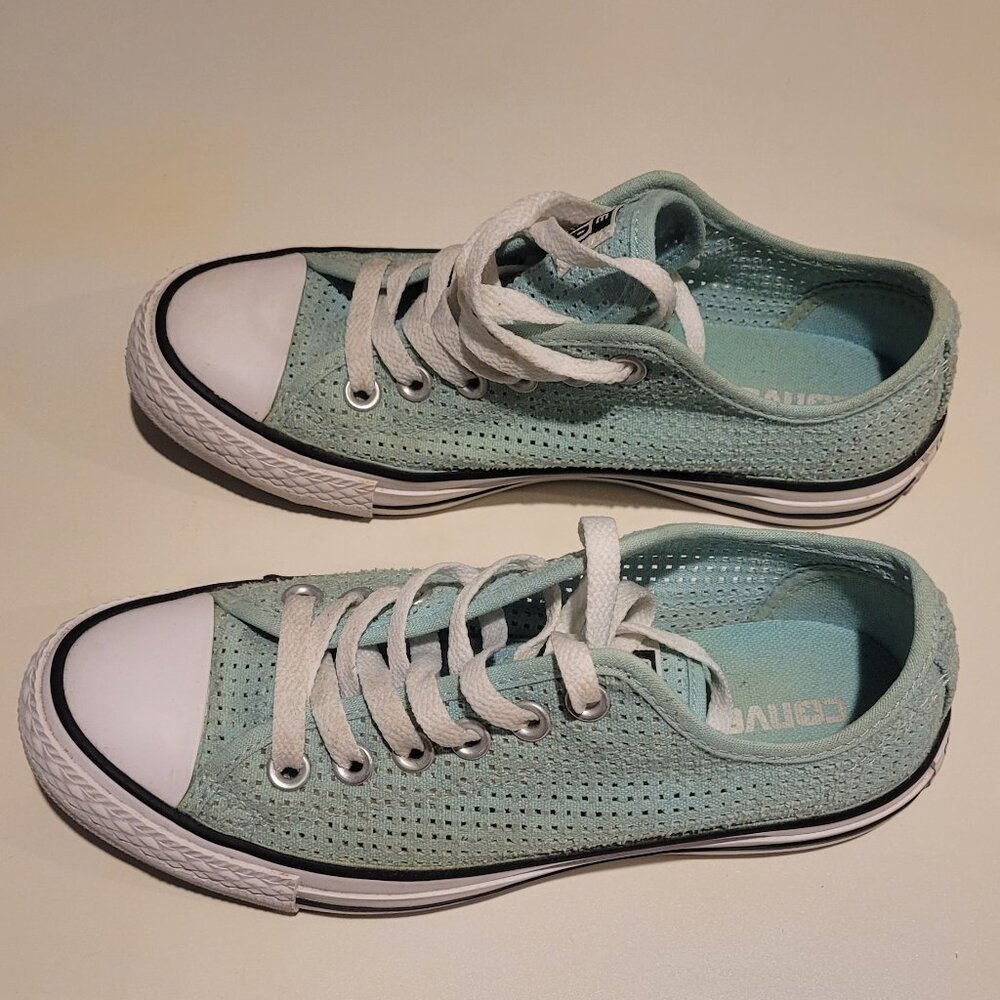 Converse Size 6.5 - Picture 2 of 5